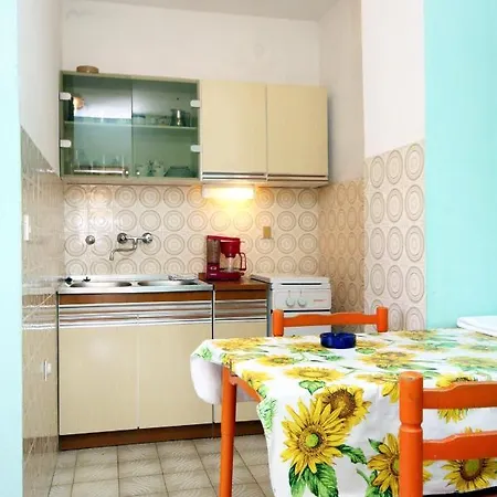 With A Parking Space Hvar - 624 Apartman *