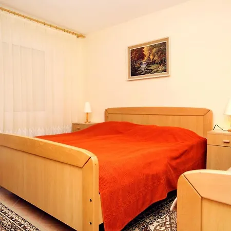 With A Parking Space Hvar - 624 Хвар