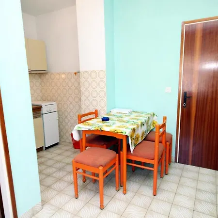 With A Parking Space Hvar - 624 Apartamento