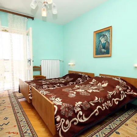 With A Parking Space Hvar - 624