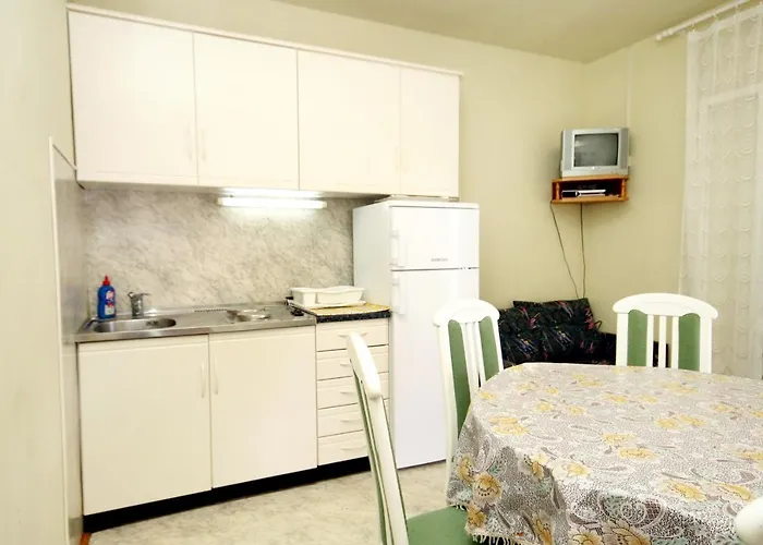 公寓 With A Parking Space Hvar - 624