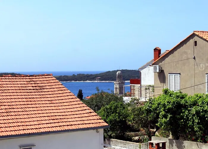 With A Parking Space Hvar - 624