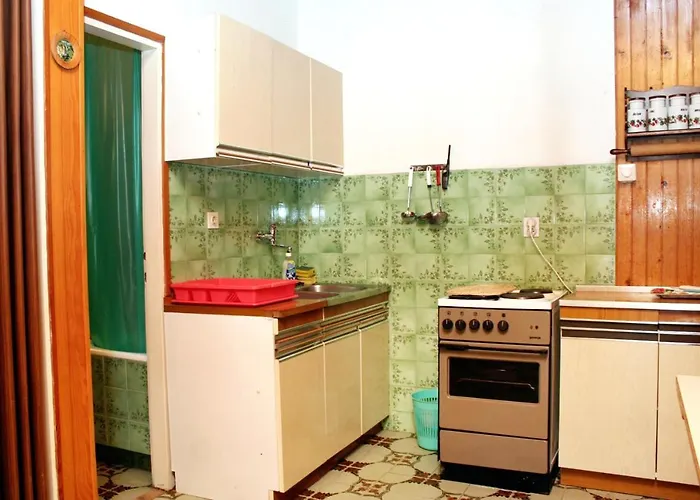 With A Parking Space Hvar - 624 Χβαρ