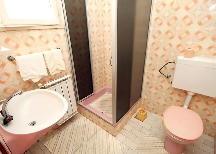 With A Parking Space Hvar - 624