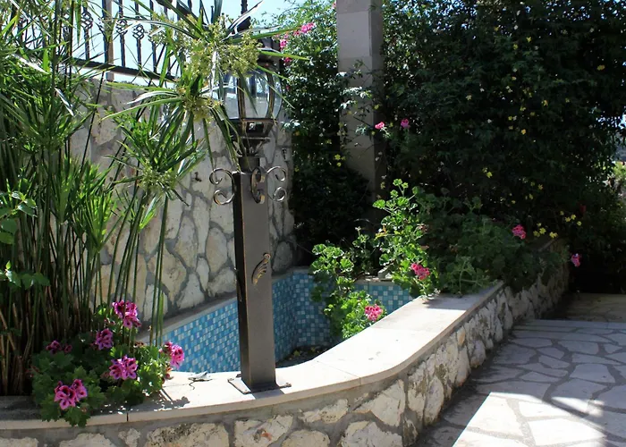 With A Parking Space Hvar - 624 *